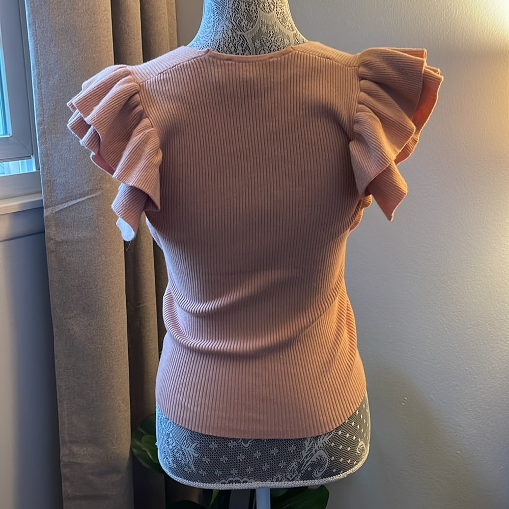 Express Ruffle Top - Picture 3 of 5